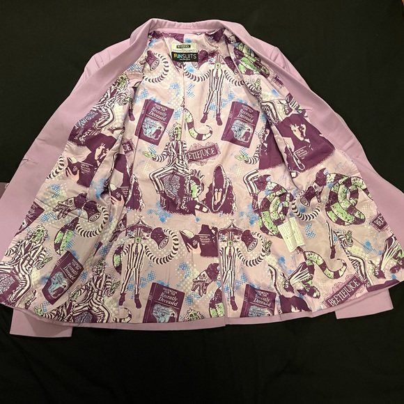 Beetlejuice pastel blazer - Picture 2 of 4